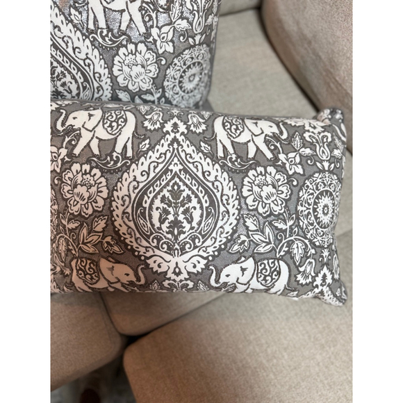 EnVogue International Gray White Elephant Pattern Accent Pillows One Size - Picture 3 of 7